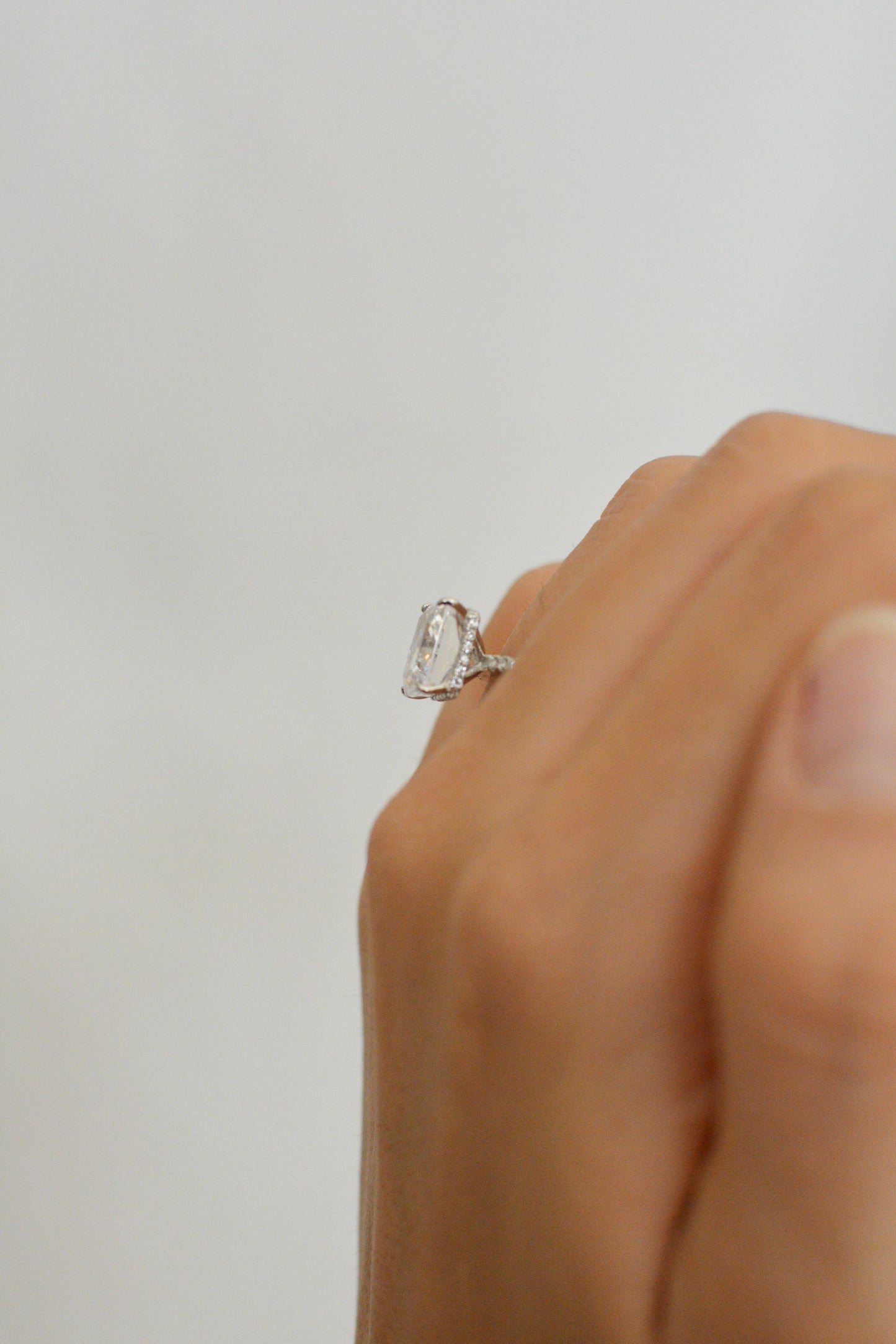 Anillo Cushion Halo Dupe