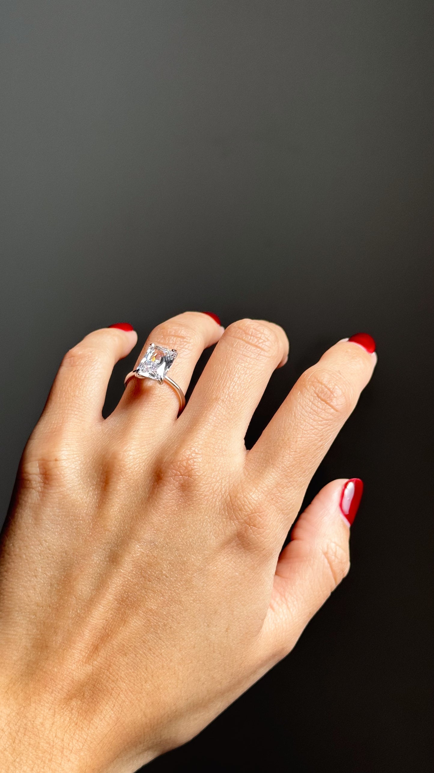 Anillo Baguette Solitario Dupe